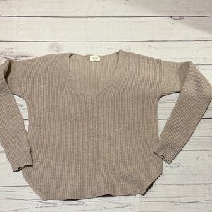 Wilfred free 💯 % merino wool sweater